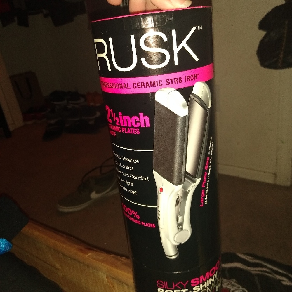 Rusk ceramic plated flat iron